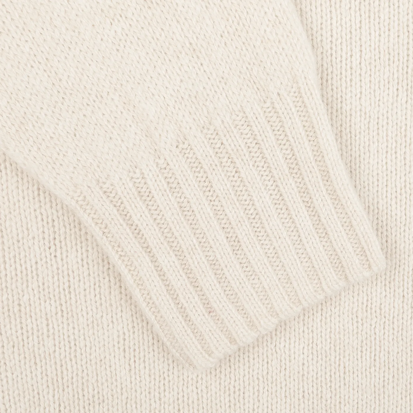 Almond White Extrafine Lambswool Crewneck