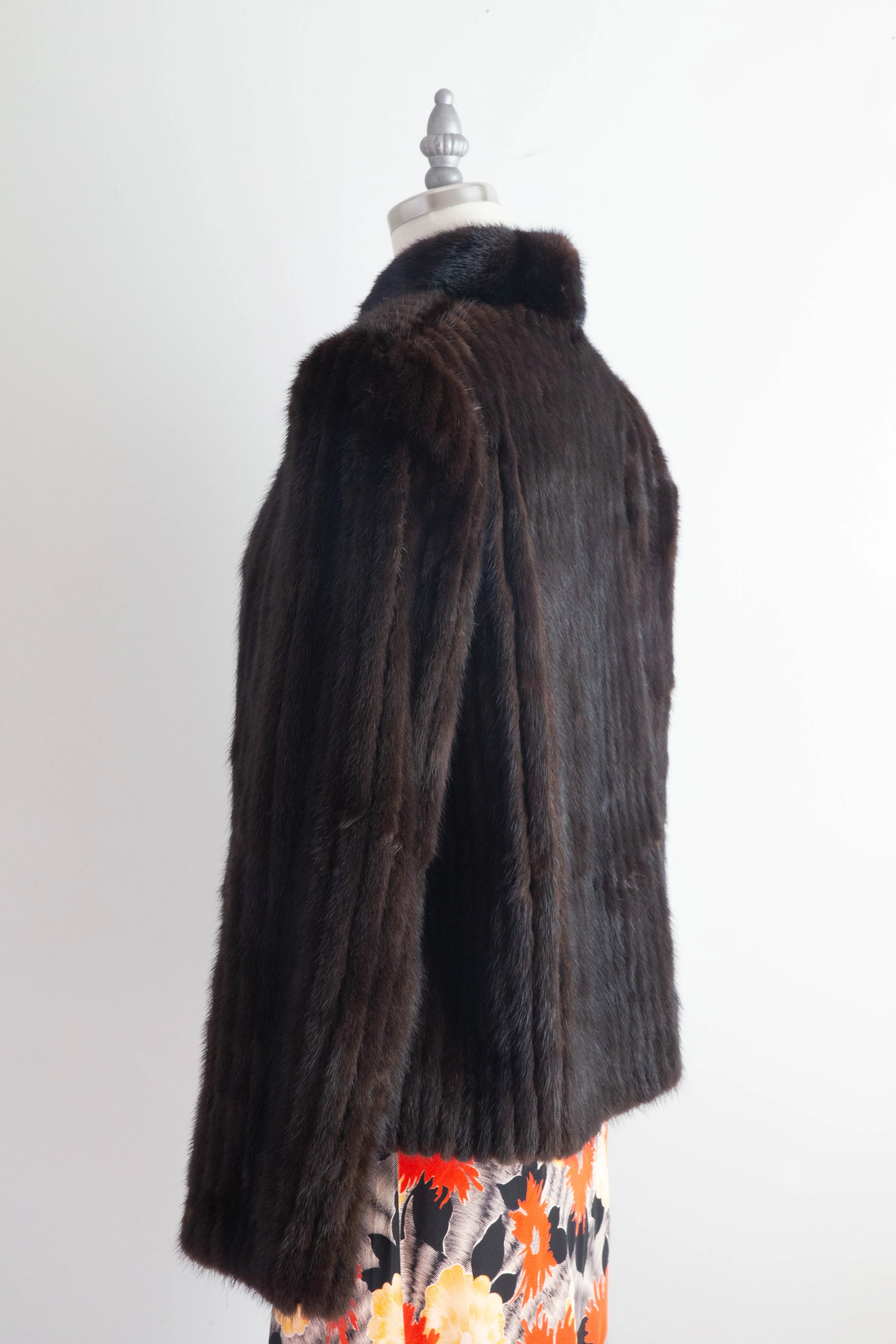 Chic Vintage Ribbed Mink Jacket In Rich Mahogany / Medium